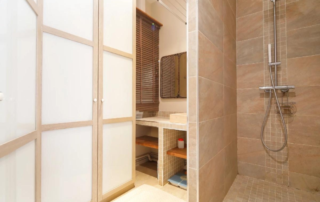 PHILIPPE MENAGER et NICOLAS HUG : Appartement | PARIS (75016) | 54 m2 | 1 980 € 