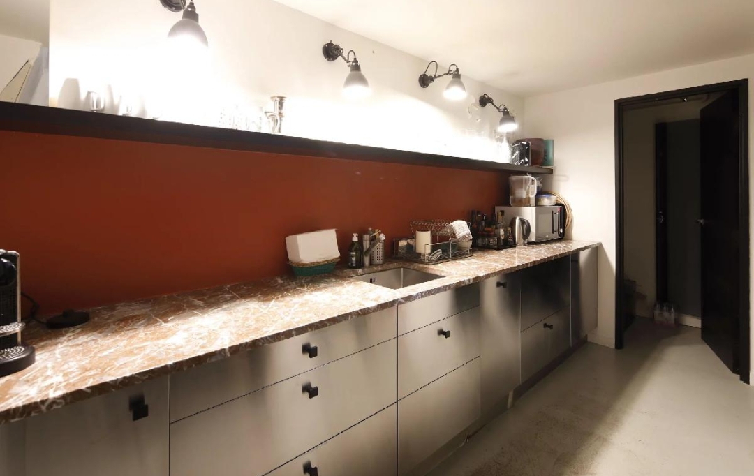 PHILIPPE MENAGER et NICOLAS HUG : Local / Bureau | PARIS (75011) | 153 m2 | 1 989 620 € 