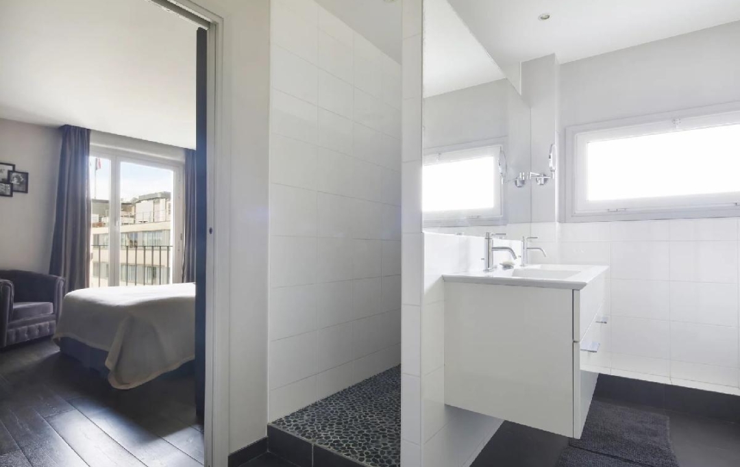 PHILIPPE MENAGER et NICOLAS HUG : Appartement | PARIS (75015) | 81 m2 | 1 360 000 € 