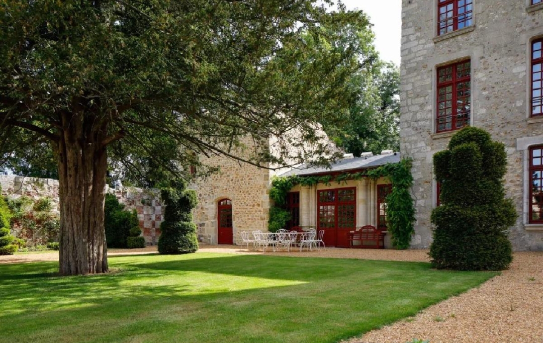 PHILIPPE MENAGER et NICOLAS HUG : Maison / Villa | ARTHIES (95420) | 730 m2 | 5 200 000 € 